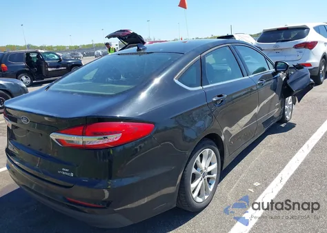 2019 Ford Fusion Hybrid Se z USA, uszkodzony, nr VIN 3FA6P0LU8KR192071